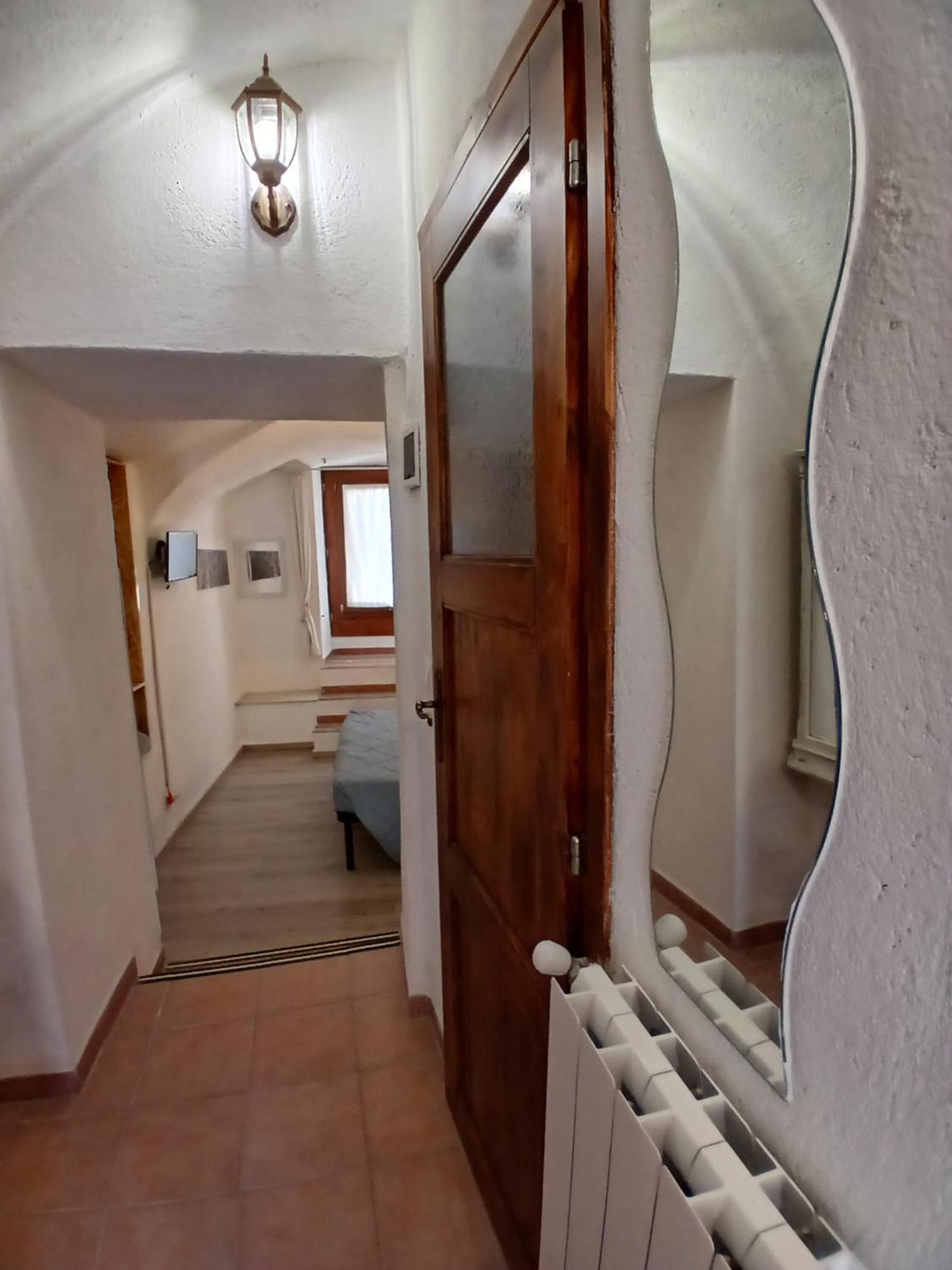 B&B 8A Castelbianco Colletta Exterior photo